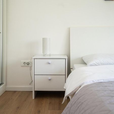 Bright 2Bdr Apartment With Balcony - Free Parking 塞拉耶佛 外观 照片